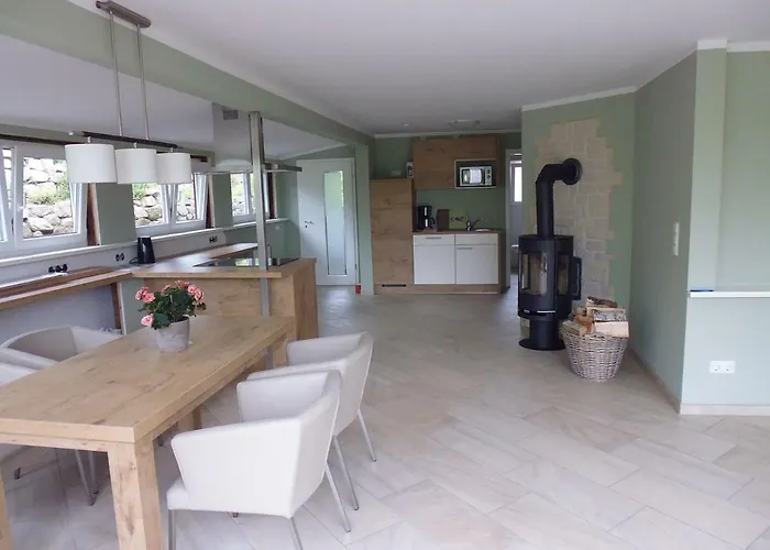 Semesterbostad Bungalow A *